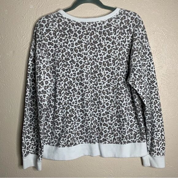 Abercrombie & Fitch Logo Pullover Sweatshirt Leopard Print White Sweater - Picture 3 of 7